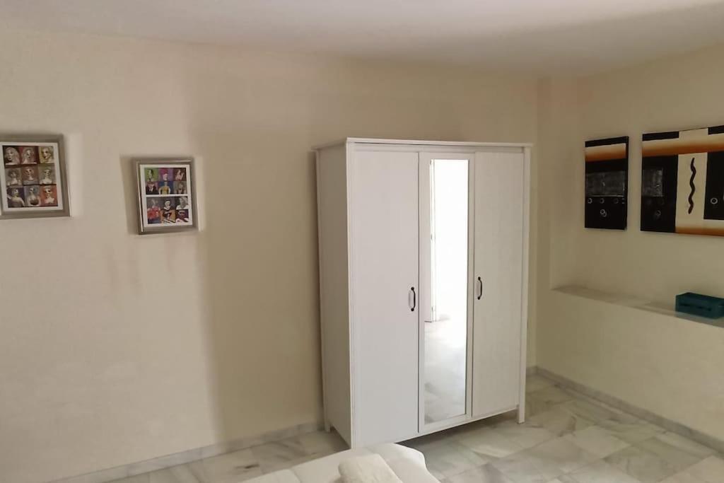 Atico Veedor 19 Dias Y Muchas Noches Apartment Cadiz Exterior photo